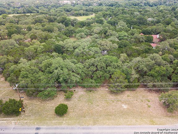 3rd image of 213 Mountain Creek Trl