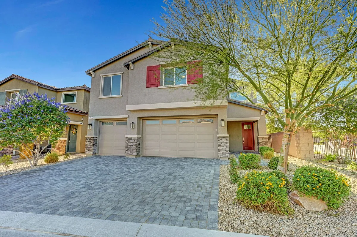 Building Photo - 7447 Ardenno St
