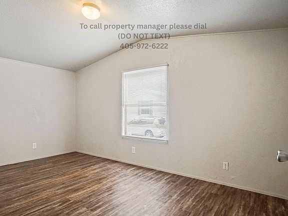4th image of 8129 NW 44th Cir