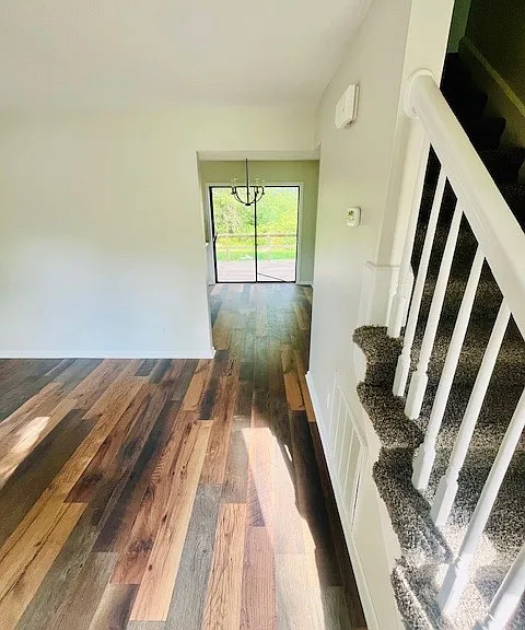 204 Brookshore Ave — Photo 4