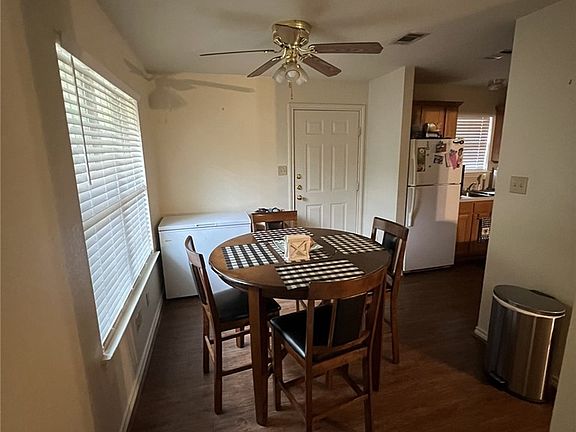5th image of 3725 Oldenburg Ln