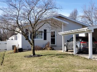 2728 Blue Heron Dr, Florissant, MO
