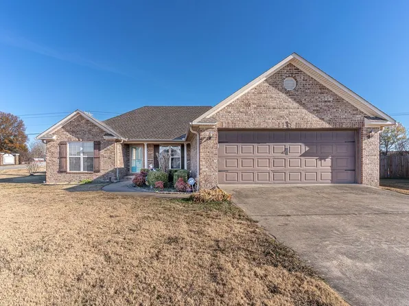 102 Hollis St, Bono, AR 72416