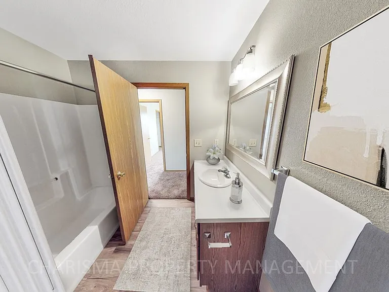 Parkside Apartments — Photo 22