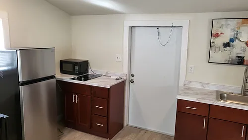 1803 E Henry Ave Photo 1