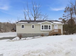 3 Gardenia Rd, Vernon Twp., NJ 07418