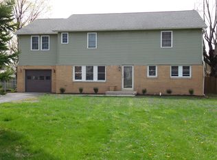 4365 Blackstone Dr, Indianapolis, IN