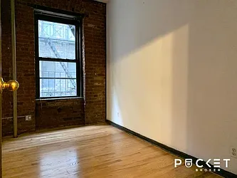 Rented by PocketBroker Inc