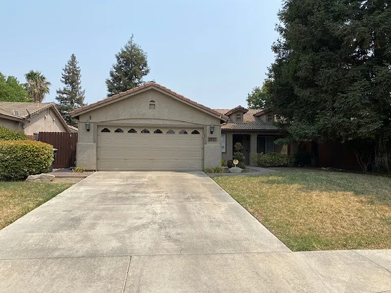 2832 S Teddy St — Photo 1