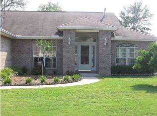 605 Risen Star Dr, Crestview, FL 32539