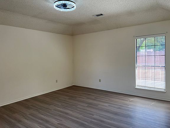 4th image of 1808 Ramada Dr