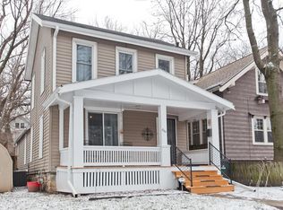 804 16th St SE, Cedar Rapids, IA 52403