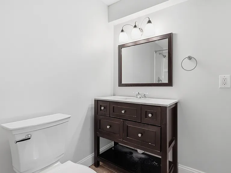 1345 Euclid St NW — Photo 6