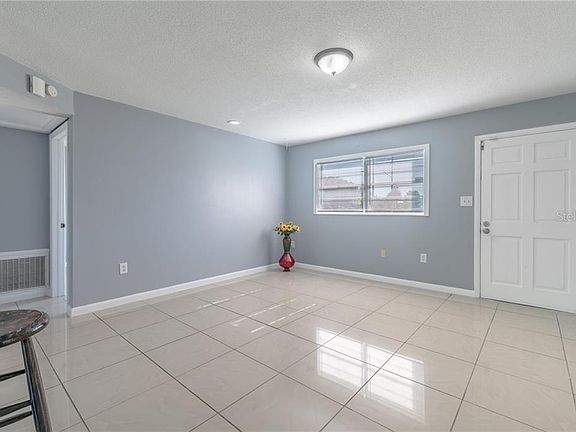 5th image of 5900 Fairlawn Dr