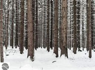 NULLA S Garfield Rd, Kingsley, MI 49649