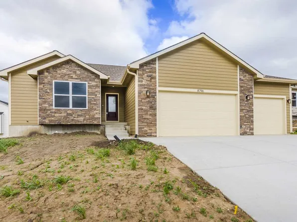 8796 N Kelliann Way, Manhattan, KS 66502