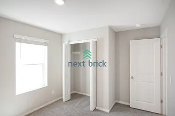 4209 Savannah Loop NE — Photo 12