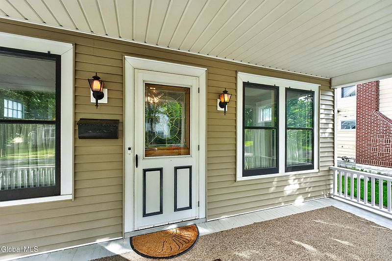 4th image of 1129 Morningside Avenue