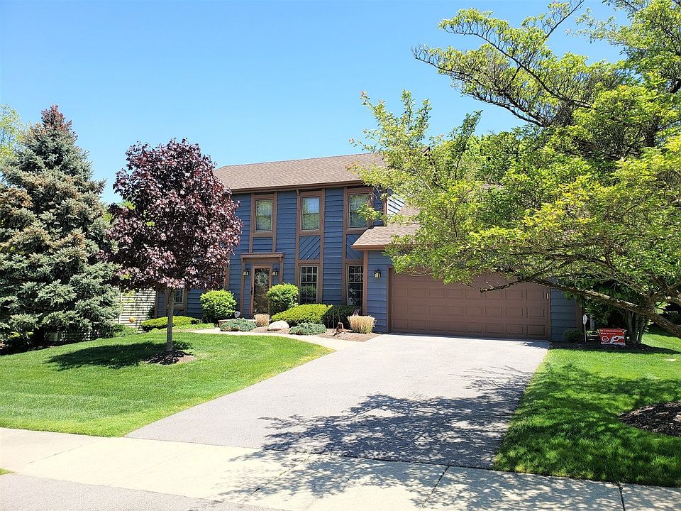 1st image of 850 Huntleigh Dr