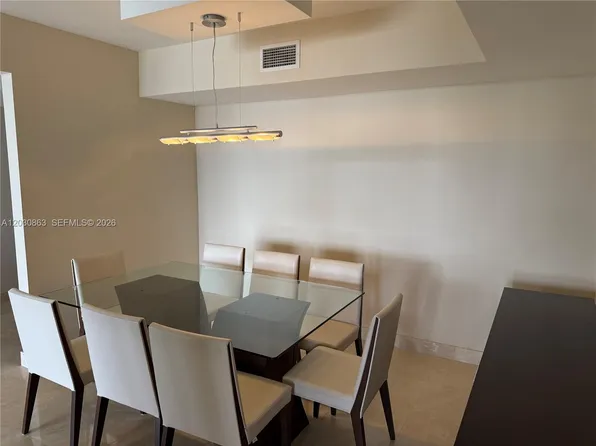 7000 Island Blvd APT 2403, Aventura, FL 33160