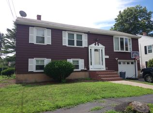16 Running Brook Rd, West Roxbury, MA 02132