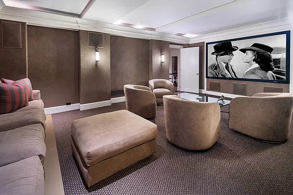 Sold by Sloane Square | media 15