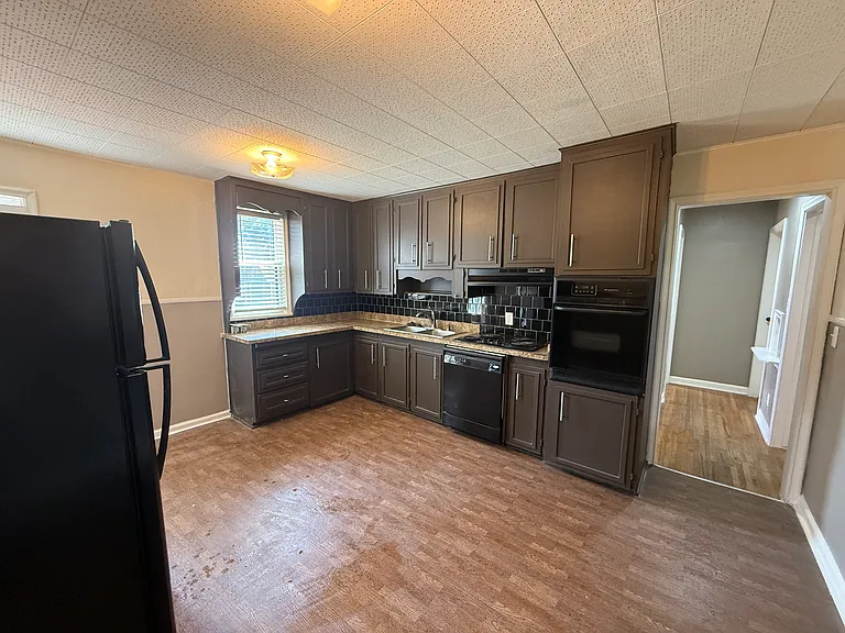 1241 S Vandalia Ave — Photo 13