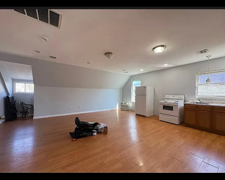 325 S Orange Ave #3L — Photo 1