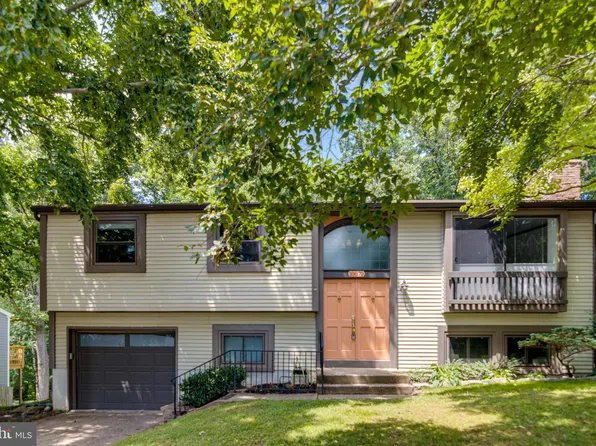 10870 Sandringham Rd, Cockeysville, MD 21030