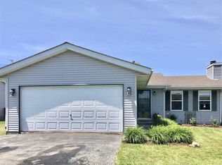 170 Harvest Moon Trl, Capron, IL 61012