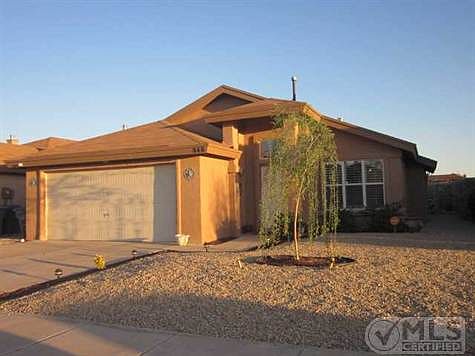 2nd image of 848 Agave Park Ct