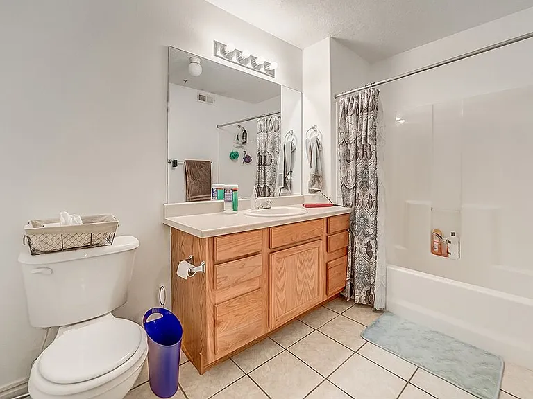 595 N University Ave #119 — Photo 4