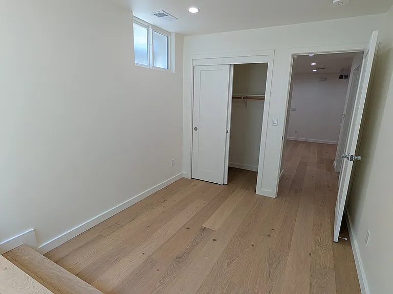 355 Capp St — Photo 7