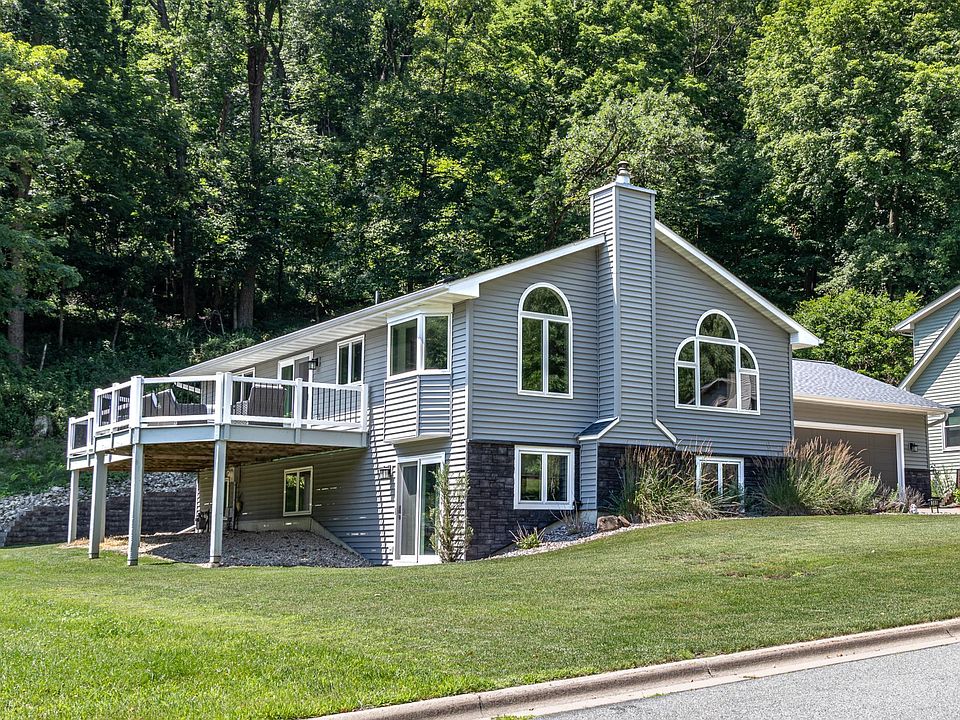 1st image of 395 Pleasant Hill Dr