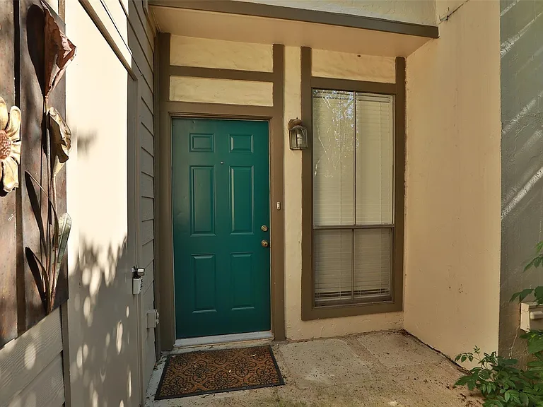 1201 McDuffie St #211 — Photo 6