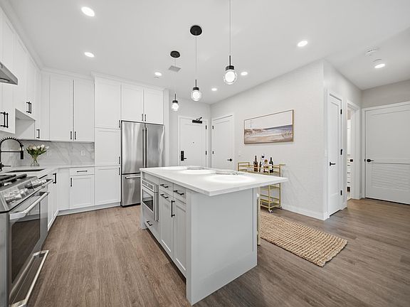 2nd image of 18 Artisan Dr #207