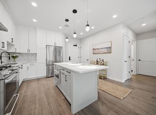 18 Artisan Dr #207, Salem, NH 03079