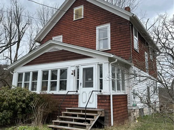 15 Maple Ave, Sidney, NY 13838