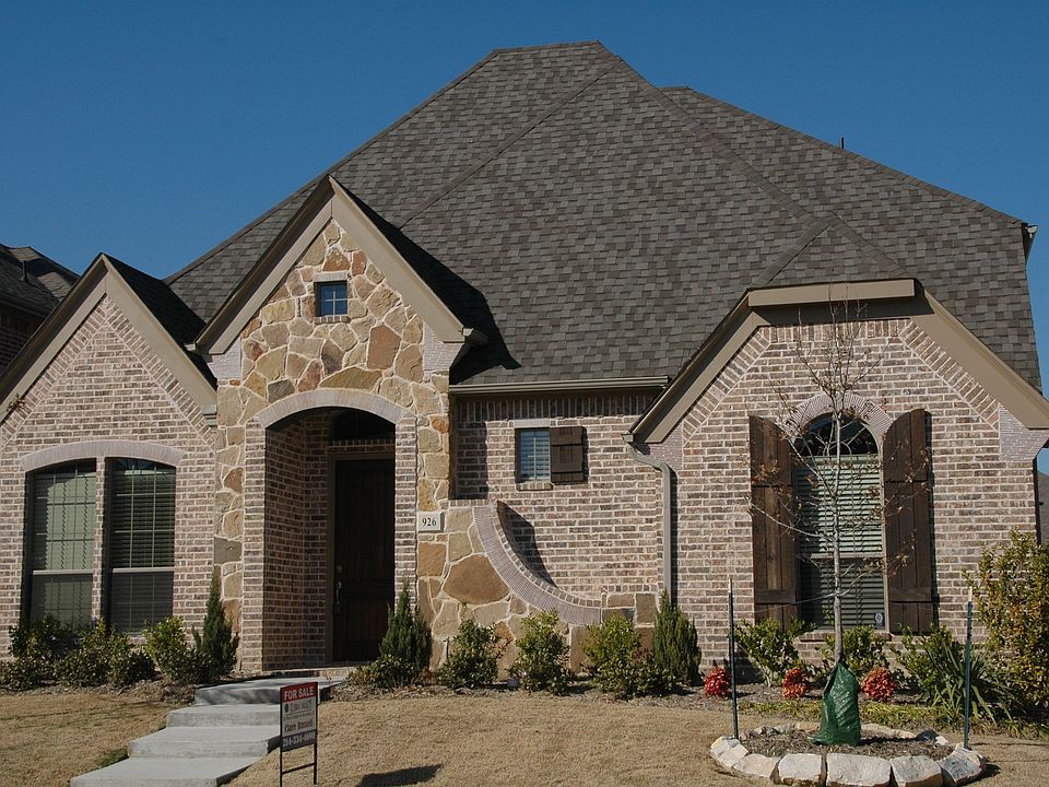 1st image of 926 Rosemoor Dr