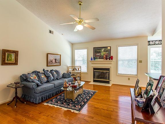4th image of 2287 Stonewood Ln