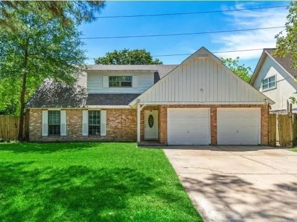 7019 Oak Bough Dr, Houston, TX 77088