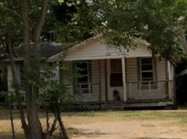 1389 Highway 16 W #1389, Canton, MS 39046