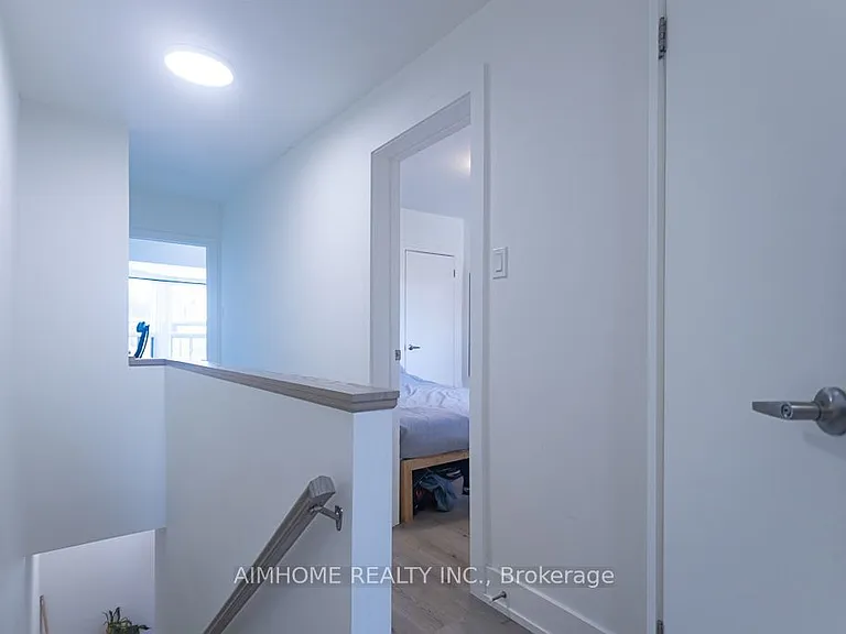 6 Macklem Ave — Photo 11