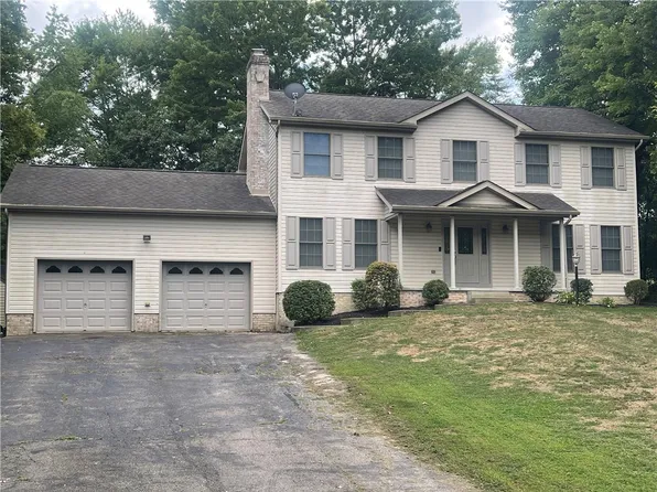 116 Bradford Park Rd, Baden, PA 15005