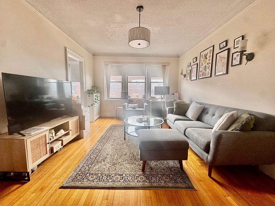 1st image of 137 Englewood Ave APT 42
