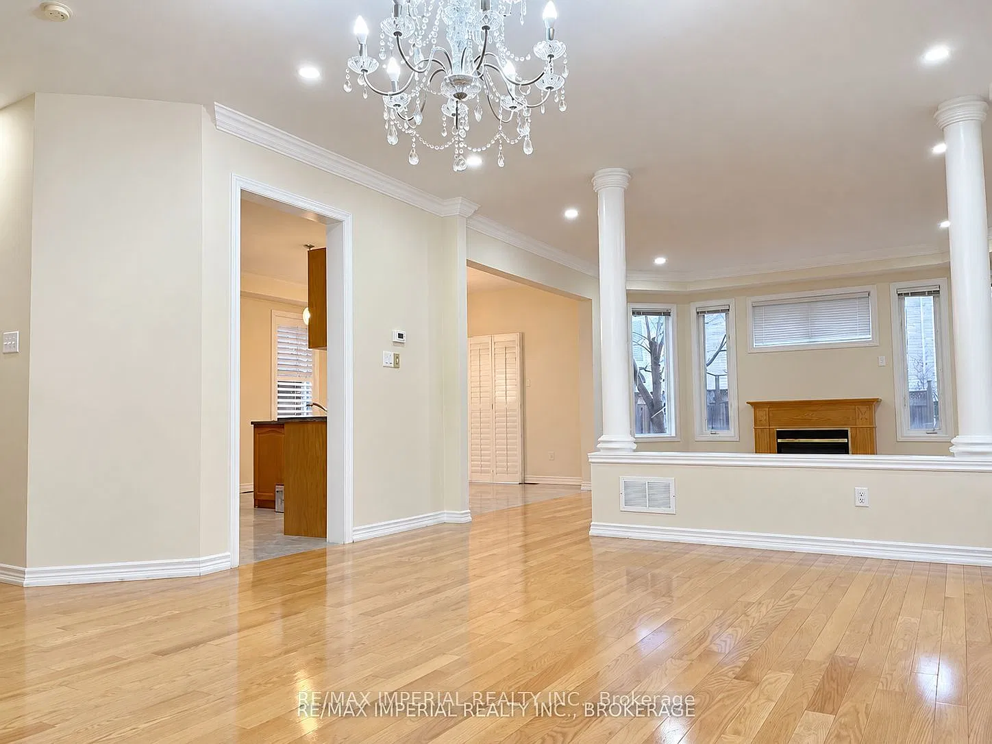 5 bed, $4,400 — Photo 4