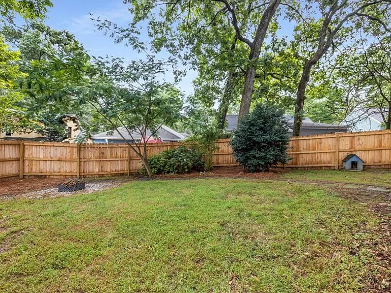 850 Flat Shoals Way — Photo 22