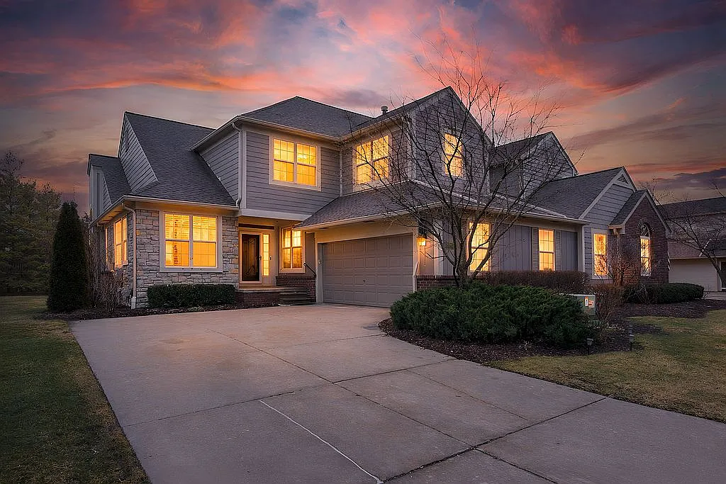 3805 Winding Brook Cir photo 1