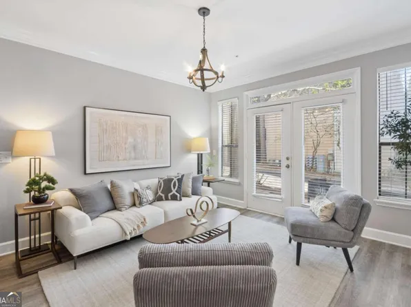 3777 Peachtree Rd NE APT 914, Brookhaven, GA 30319