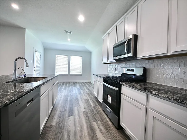 3414 Dursley Landing Ct — Photo 16
